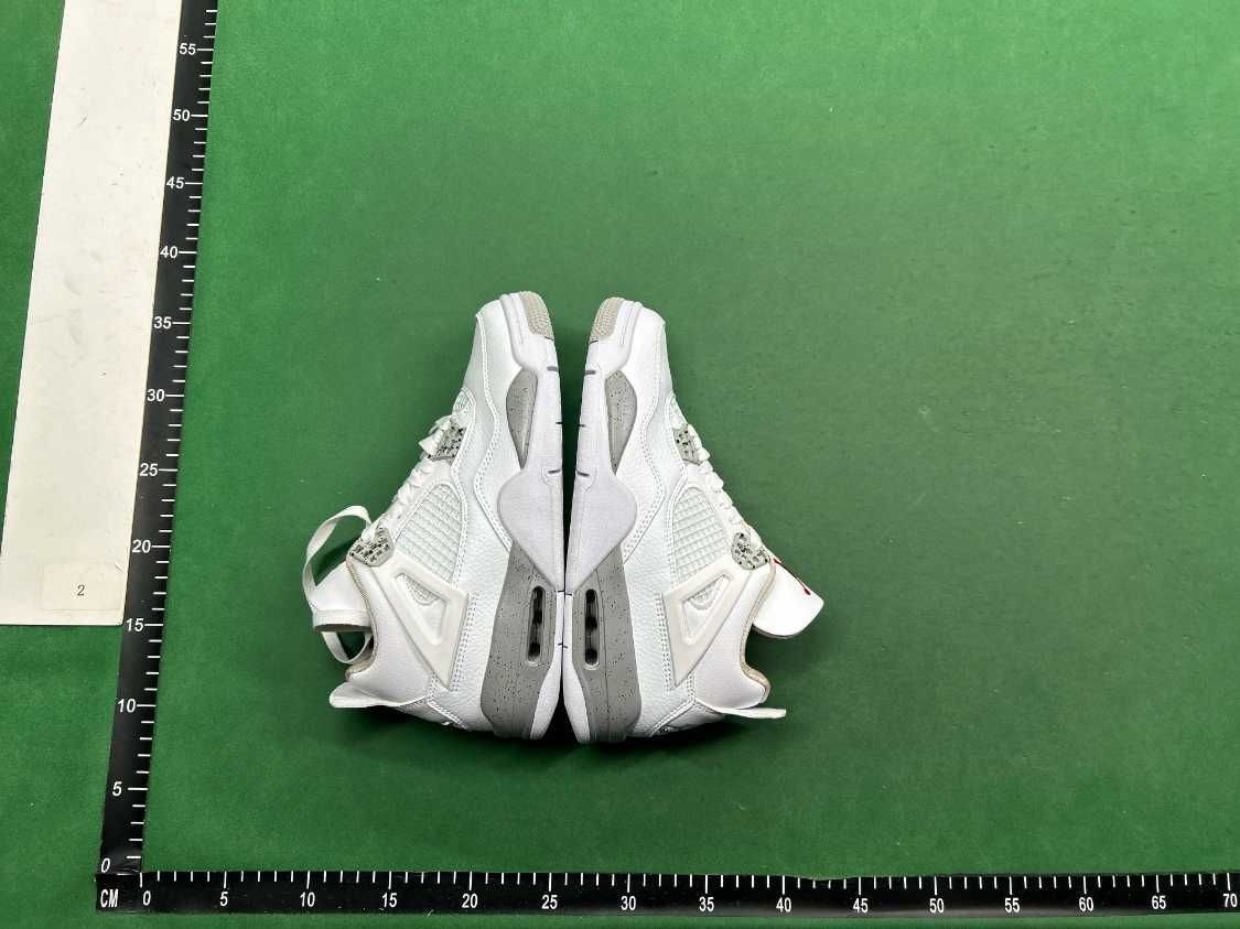  Jordan 4 - 3