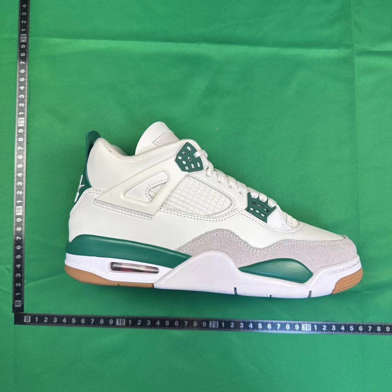  Jordan 4 - 4