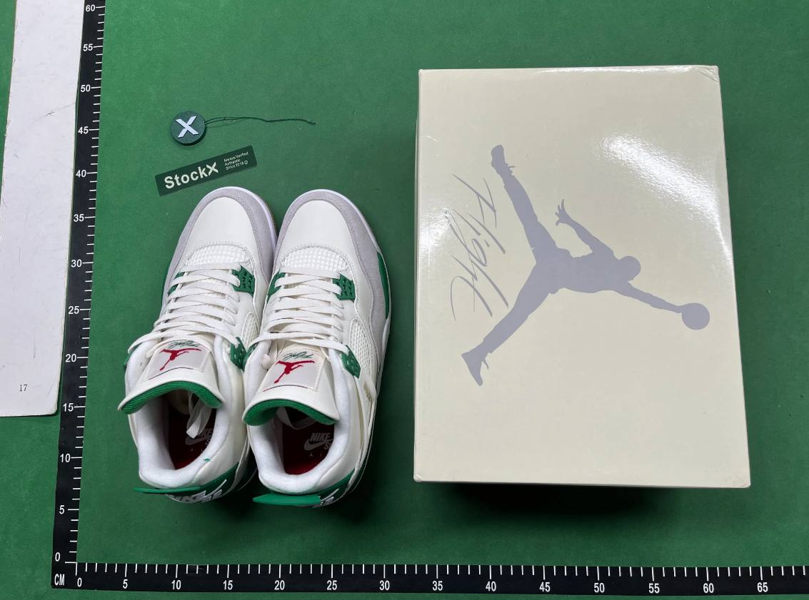 Jordan 4 SB - 3