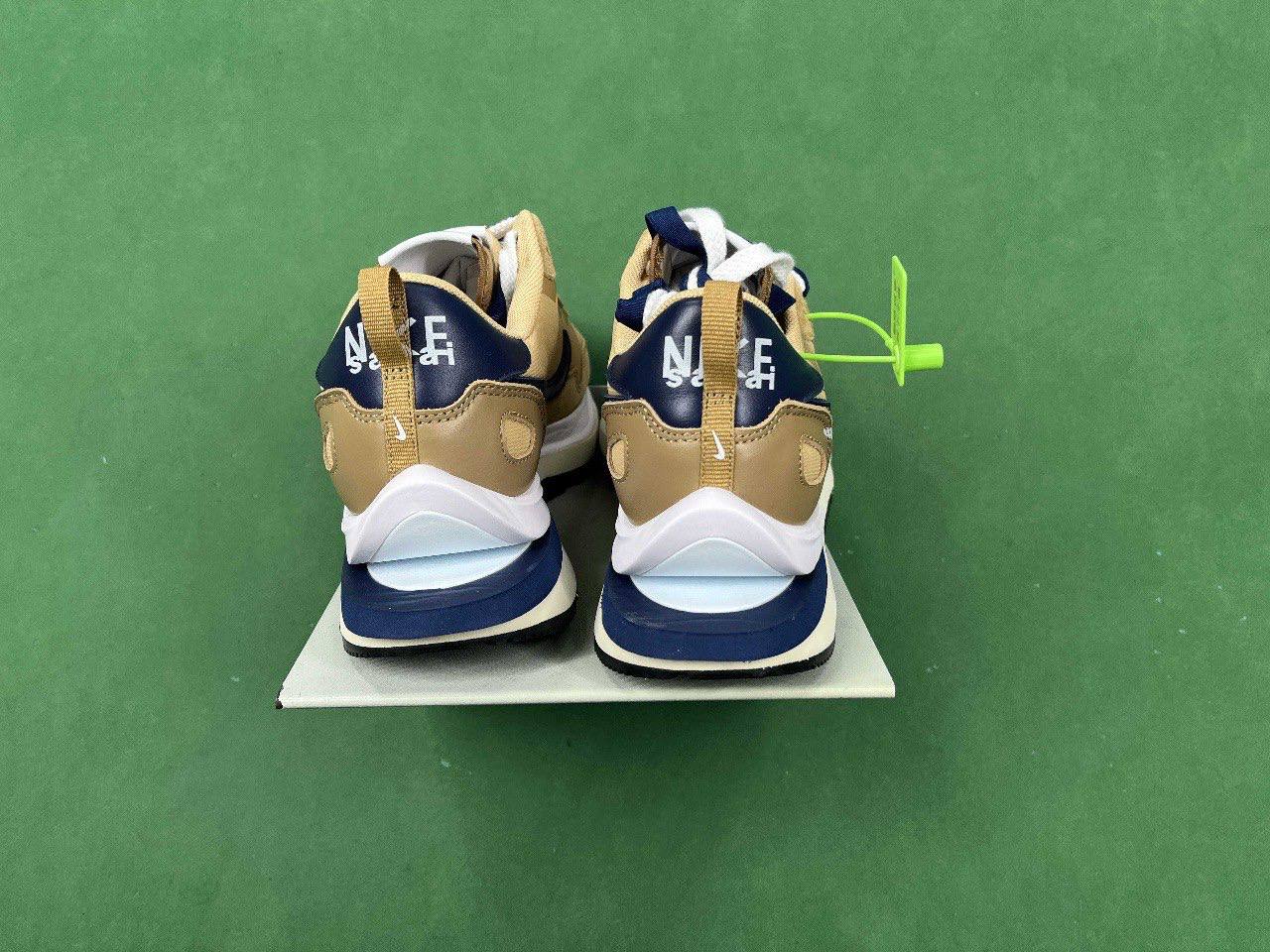 Sacai Nike LDWaffle  Sacai Nike VaporWaffle - 4