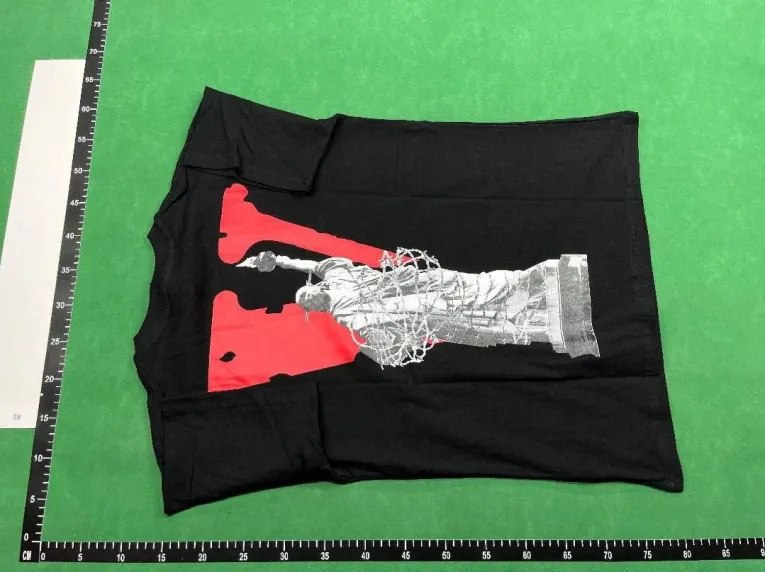  VLONE T-Shirt    - 2