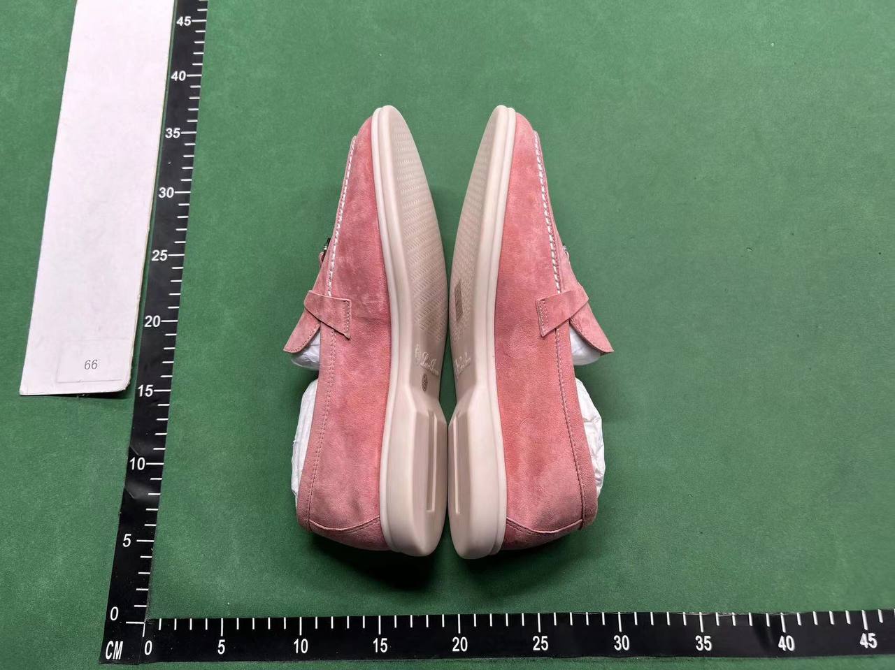 Loro Piana                                                                                                  - 4