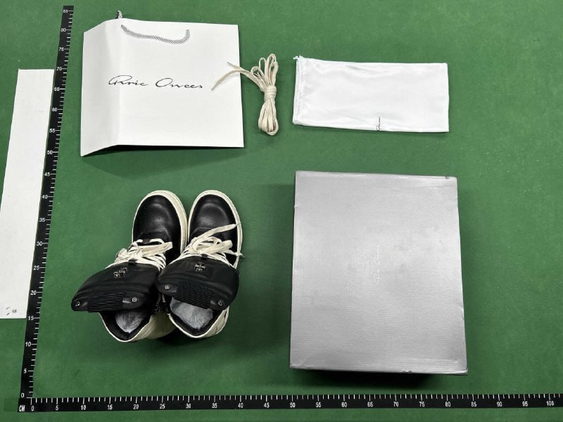 Rick on shoes  40 CP - 2