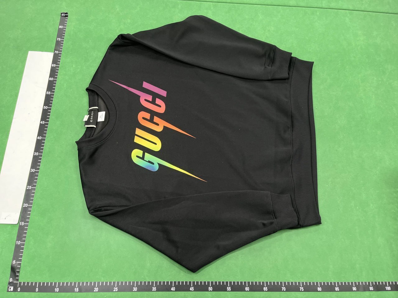 gucci sweatshirt European fashion styles - 2