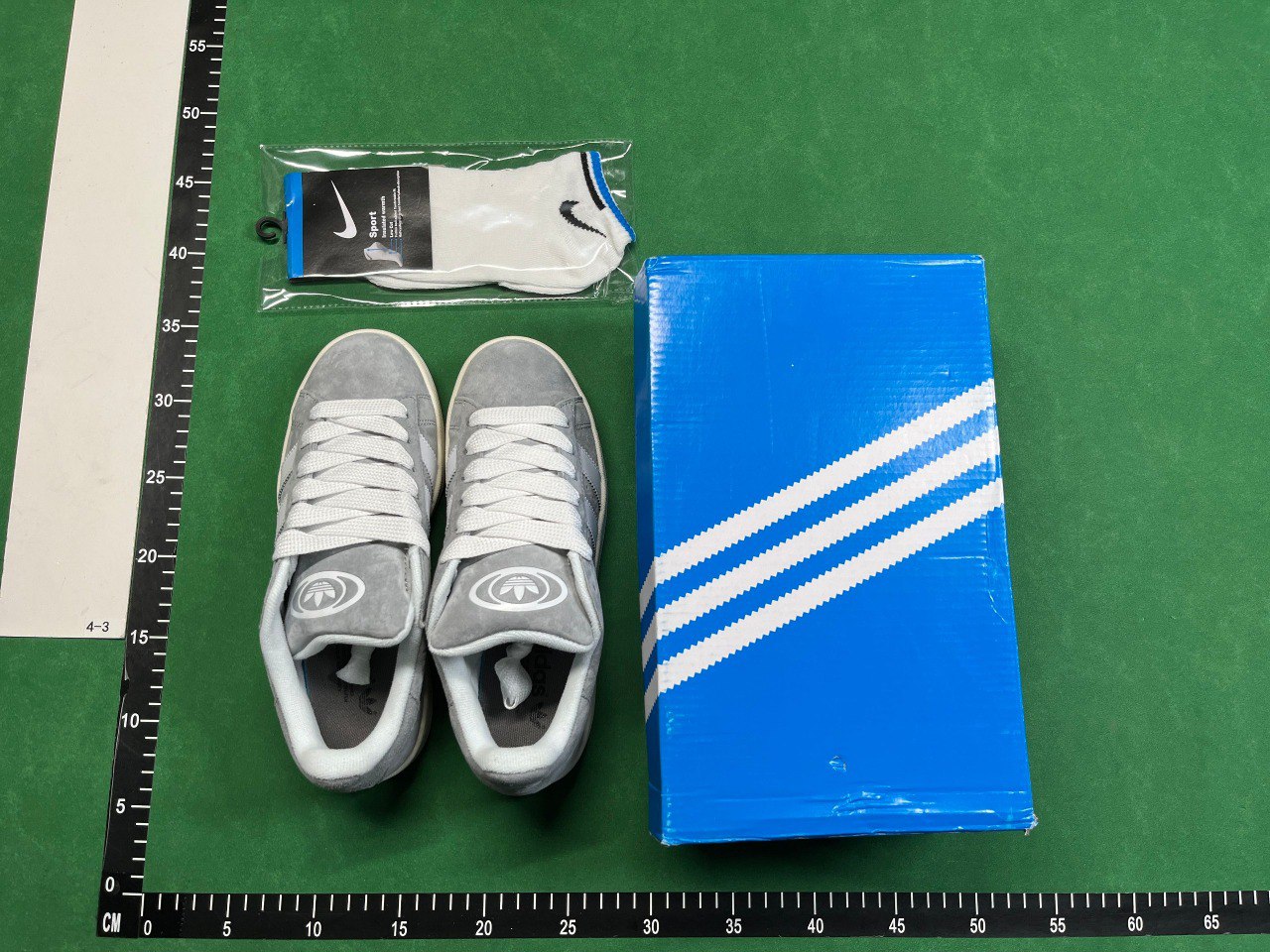 Adidas Samba                                                                                                    - 4