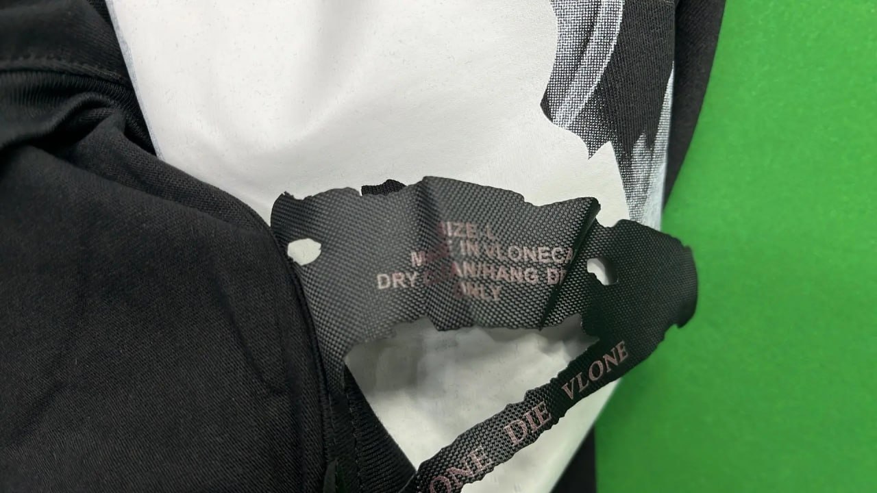Vlone  T-shirt  tee  (40+) - 4