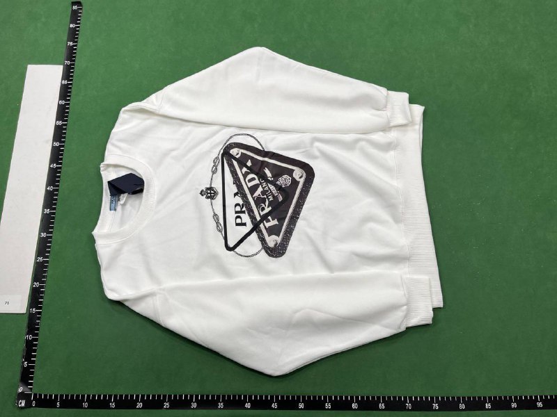  Prada sweater - 2