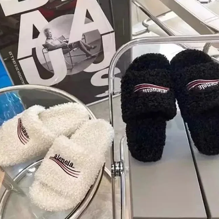 BALENCIAGA Slipper
