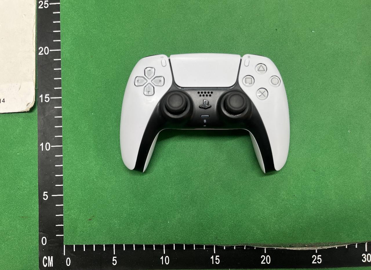 Sony PS5 Controller - 3