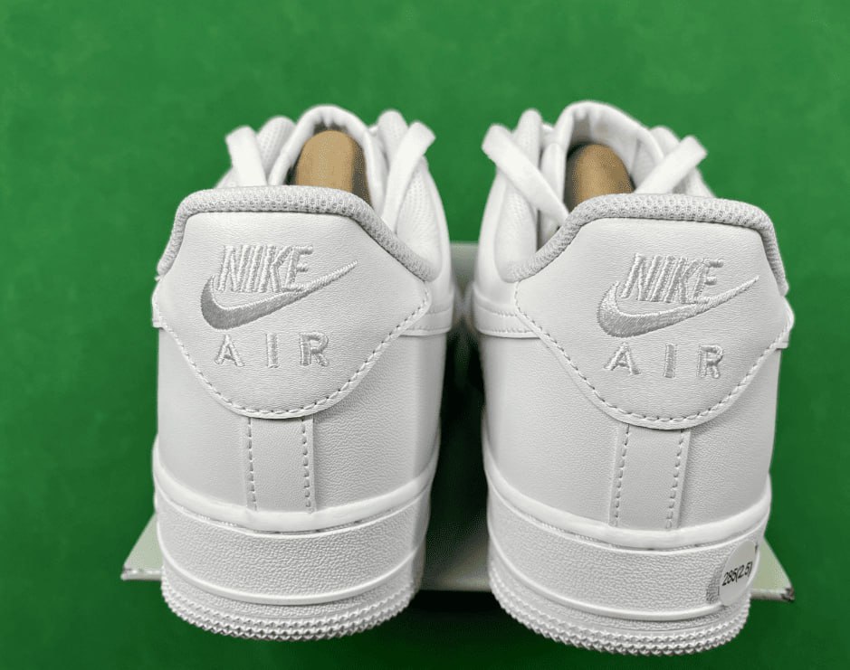  Nike Air Force 1 - 3