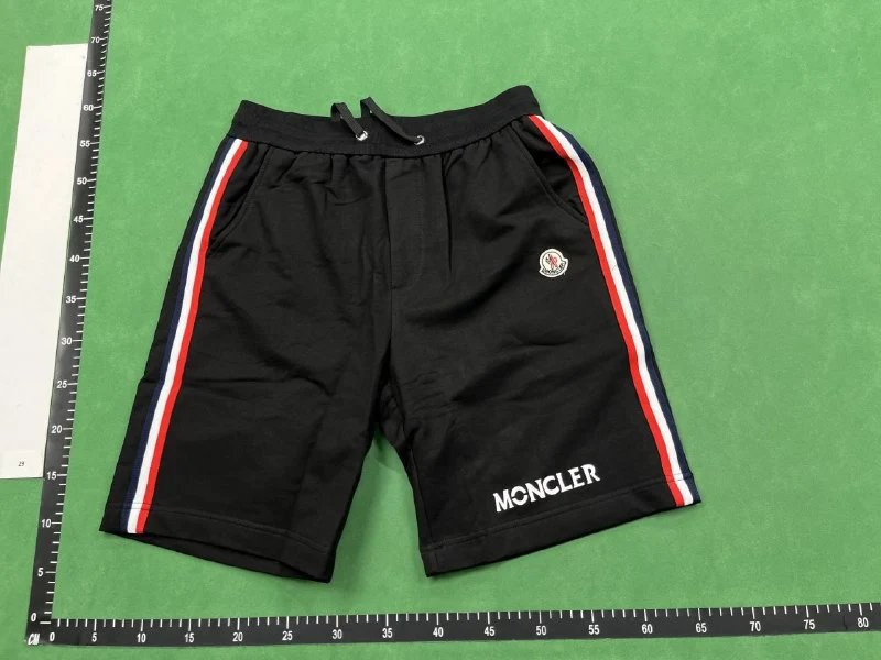Moncler Shorts - 4