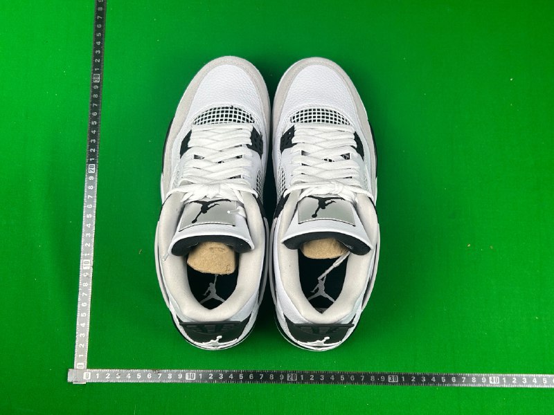  AJ4  - 5