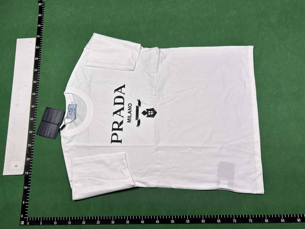 Prada T-shirt  (38 CP) - 3