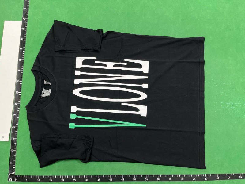 Vlone T-shirt  (40 CP) - 4