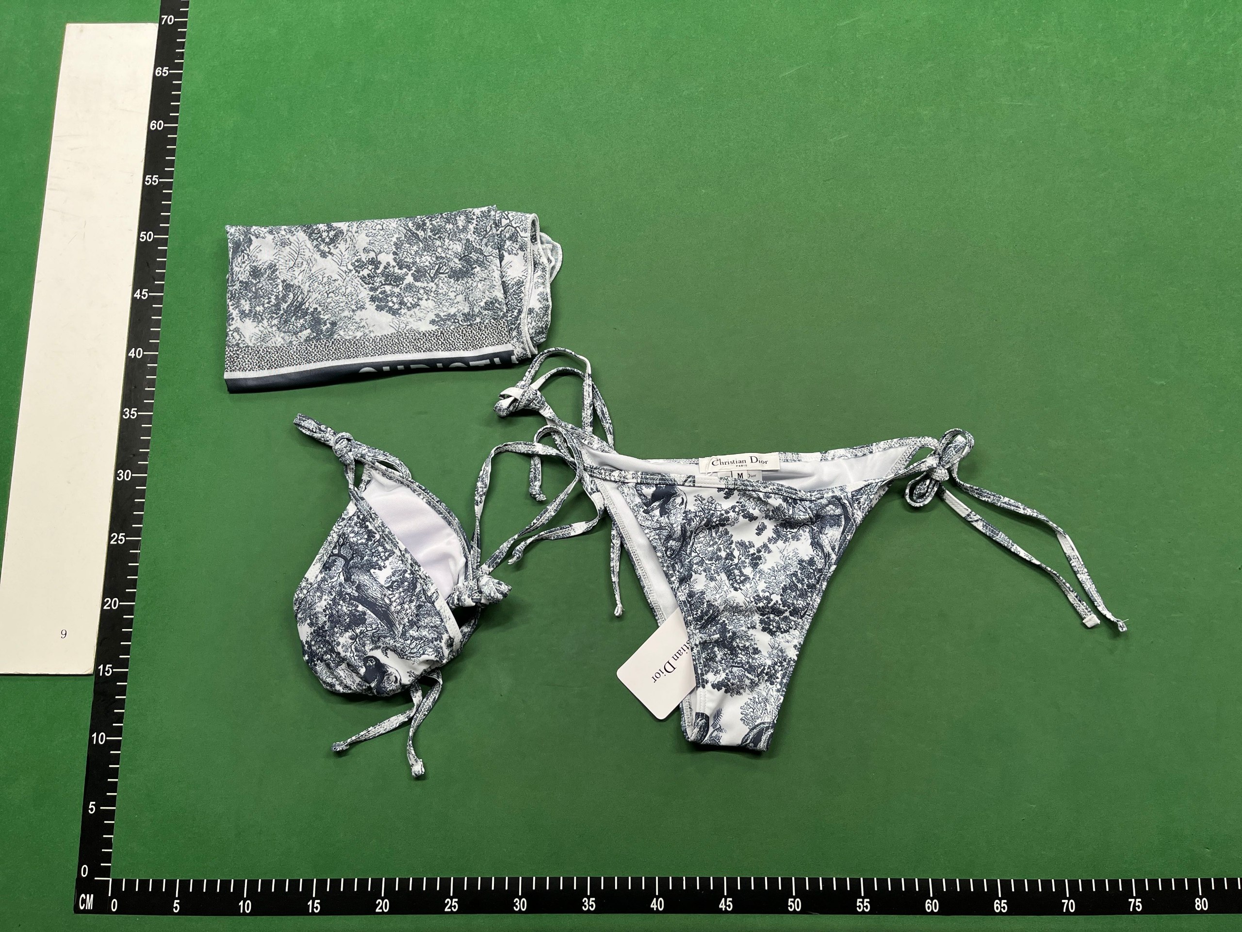 Dior swimsuit                                                                                                         - 4