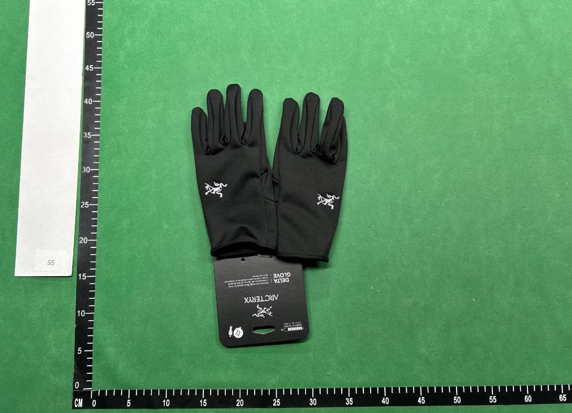  THE NORTH FACE & ARCTERYX GLOVES - 3