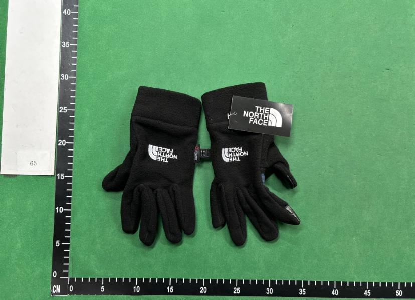  THE NORTH FACE & ARCTERYX GLOVES - 4