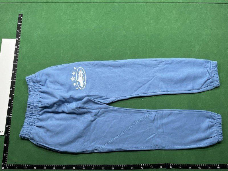 Corteiz tracksuit & T-shirt - 3