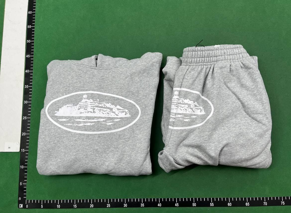 Corteiz tracksuit & T-shirt - 4