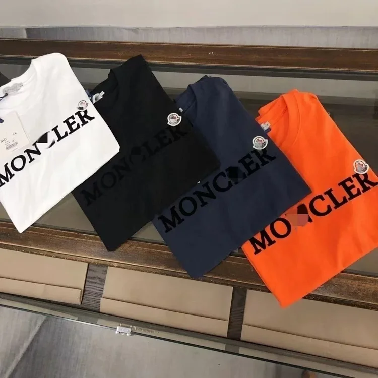 Moncler T-shirt