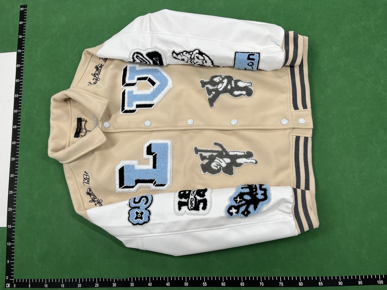 Louis Vuitton Jancket - 4