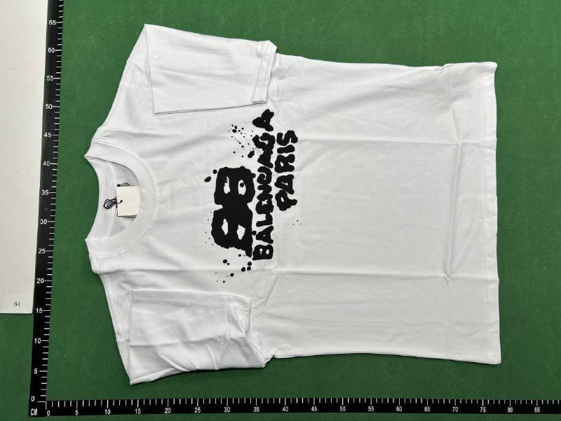  Balenciaga T-shirt - 2