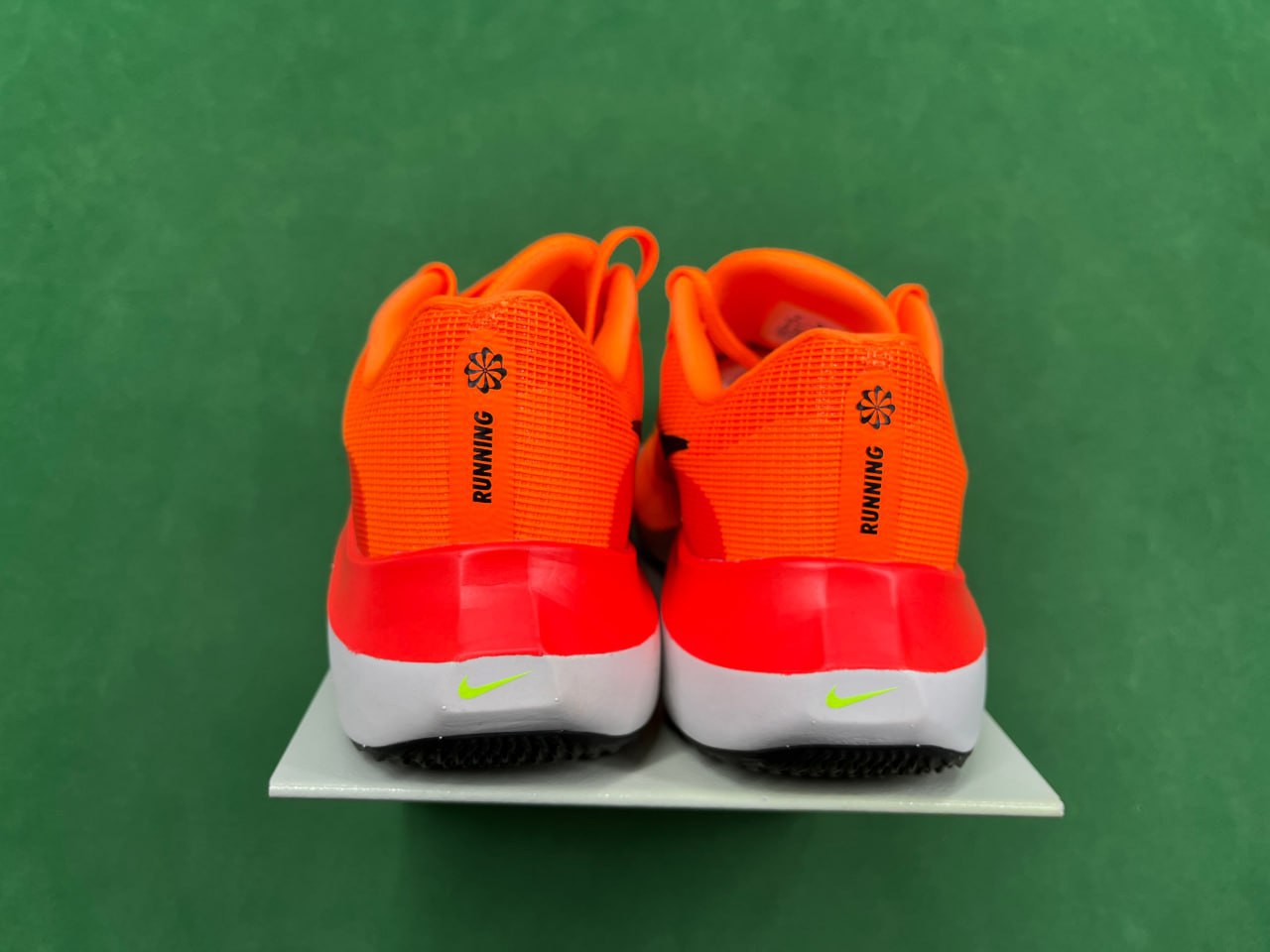 NIKE ZOOM FLY5 - 5