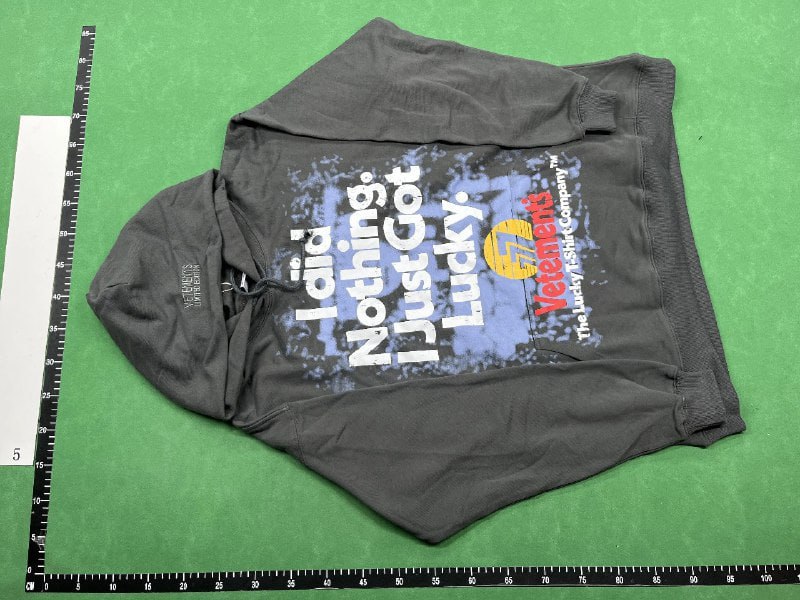 Vetements hoodie  (34 CP) - 5