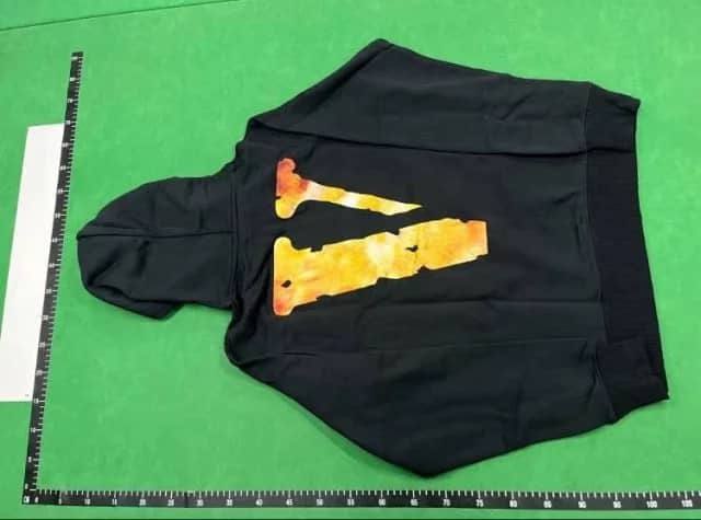 Vlone hoodie  (40 CP) - 2