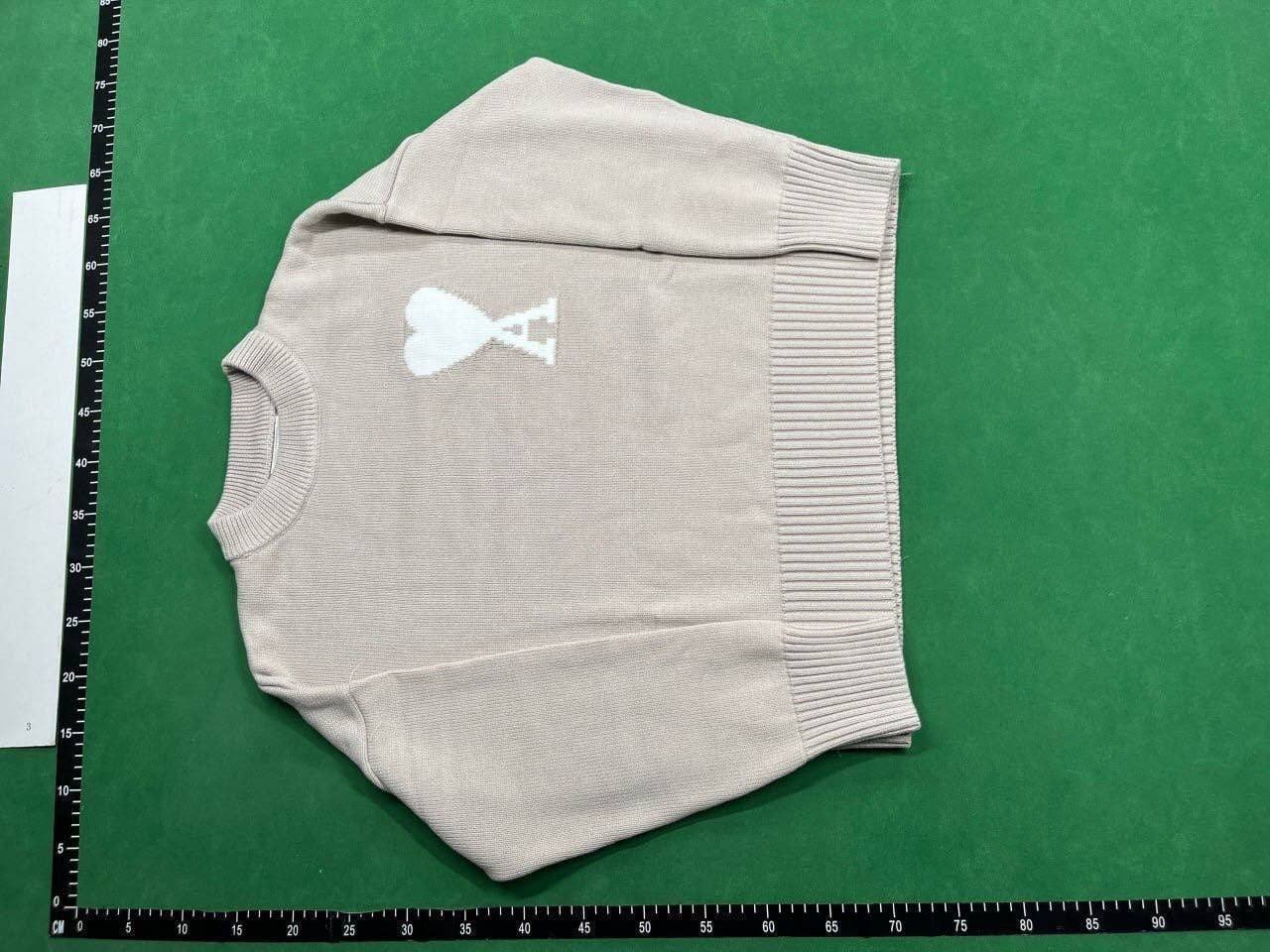  Ami sweater   (21 CP) - 2