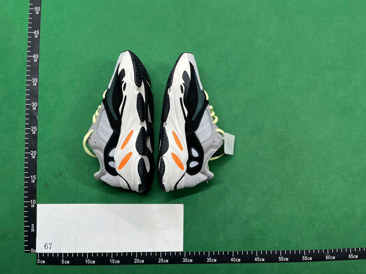 Yeezy 700 coconut - 2