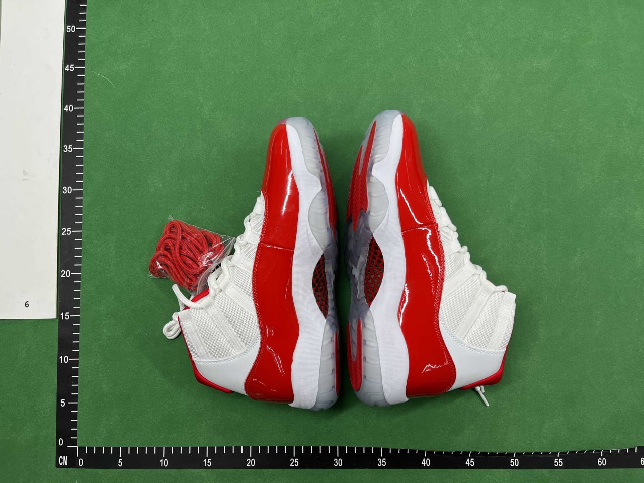 Jordan 11 - 4