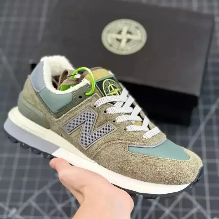 New Balance 550                                                                                     
