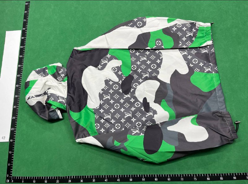 Luis Vuitton Windbreaker - 3