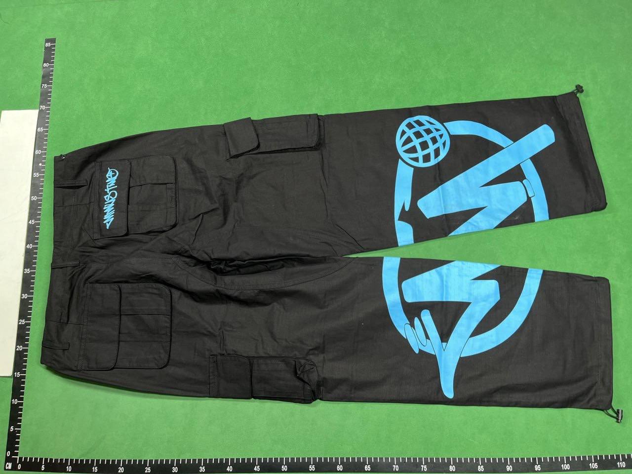  Minus Two Cargos - 3