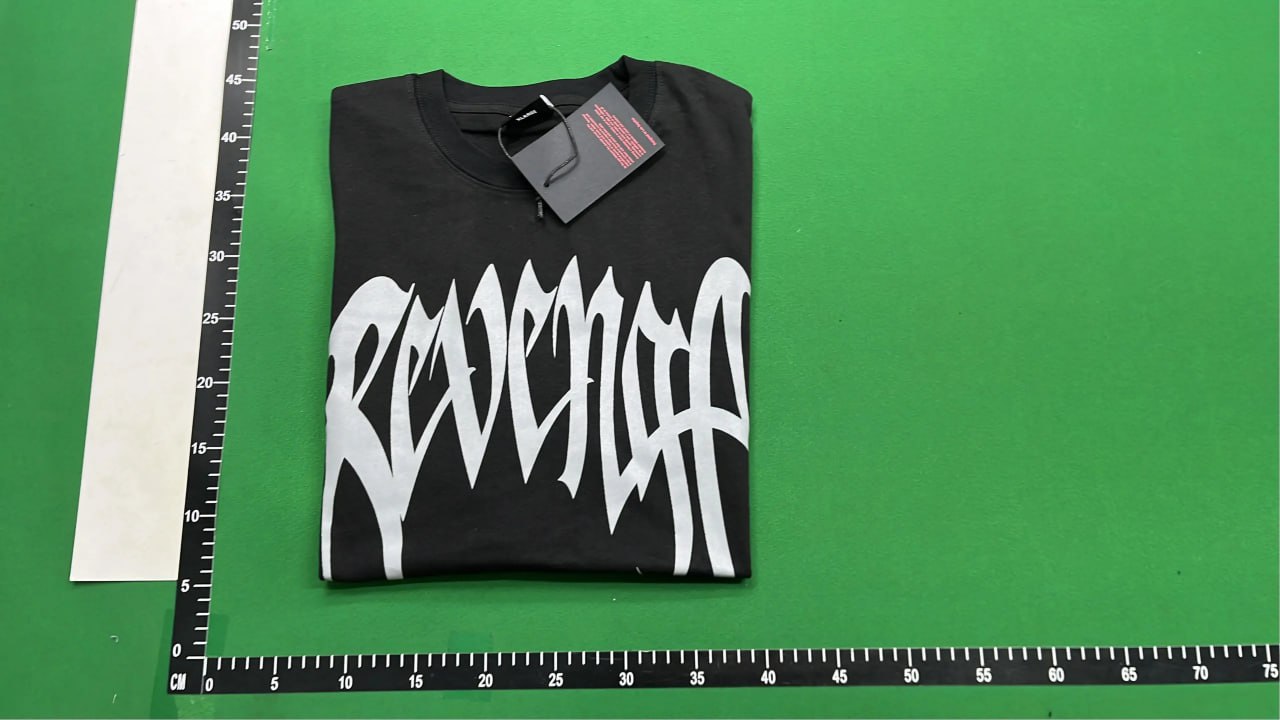 REVENGE  T-shirt tee  (40+ - 5