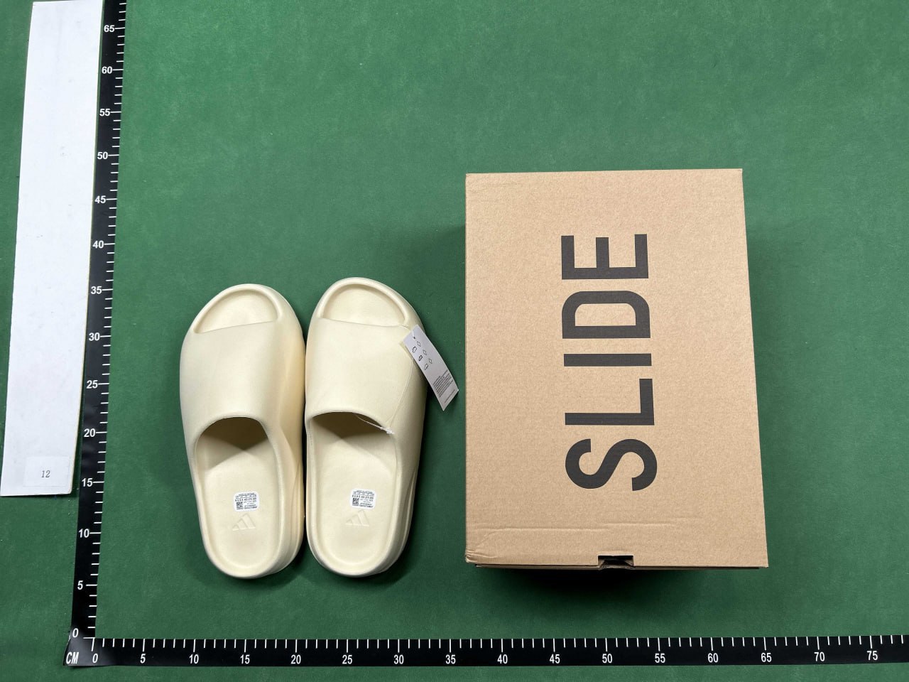 Yeezy Slide - 2