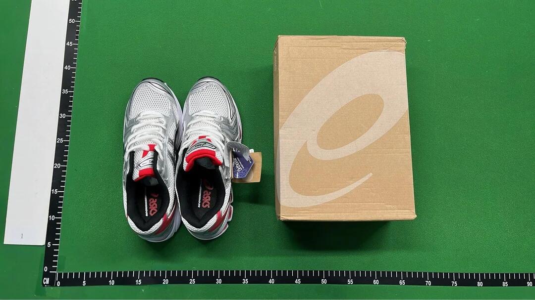  Asics Gel Kayano 14 - 2