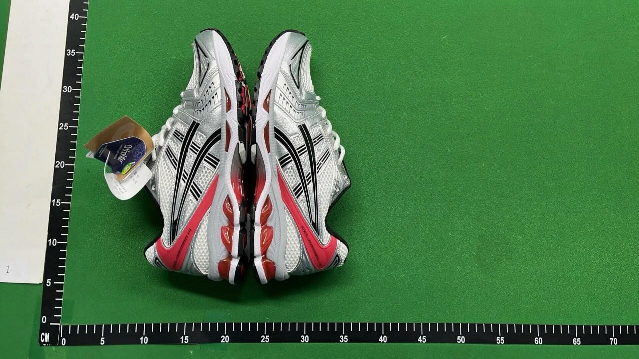  Asics Gel Kayano 14 - 4