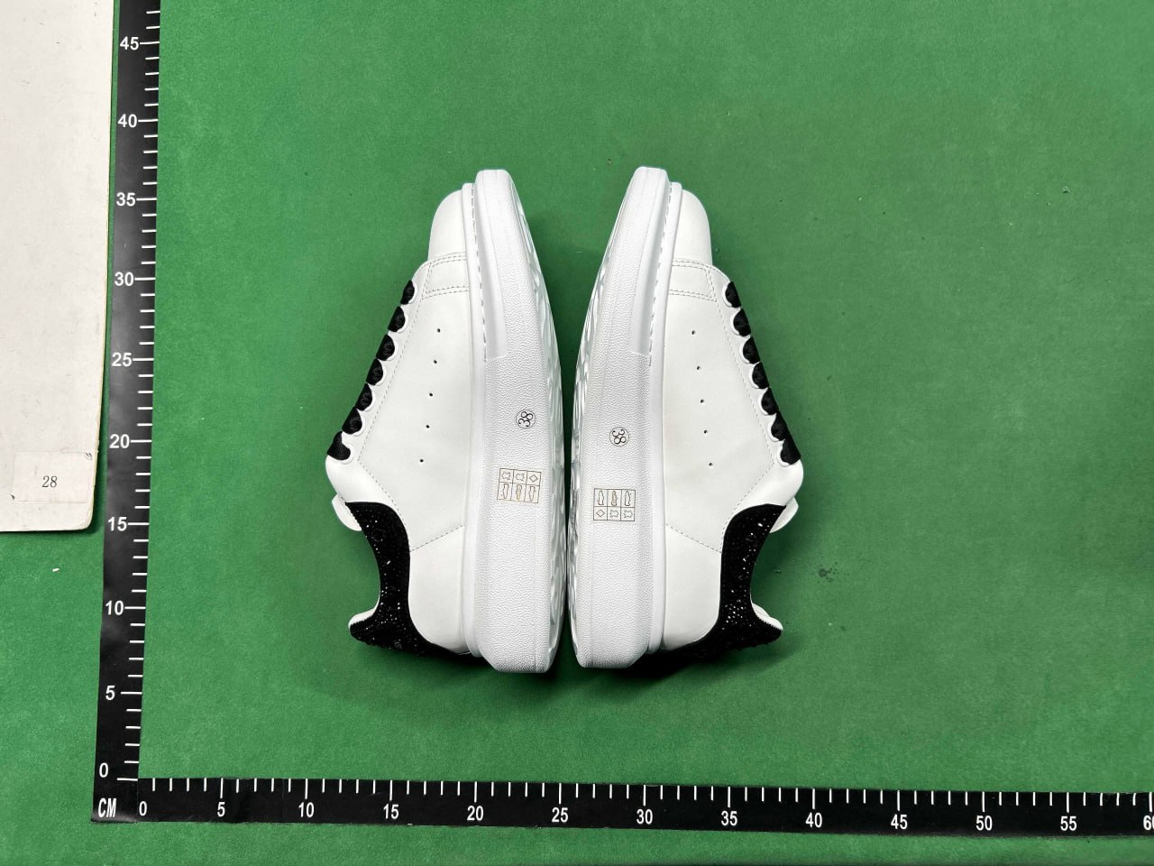 McQueen                                                                                                          - 3