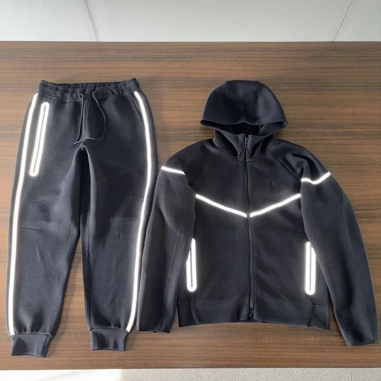  Nike Tech Fleece
