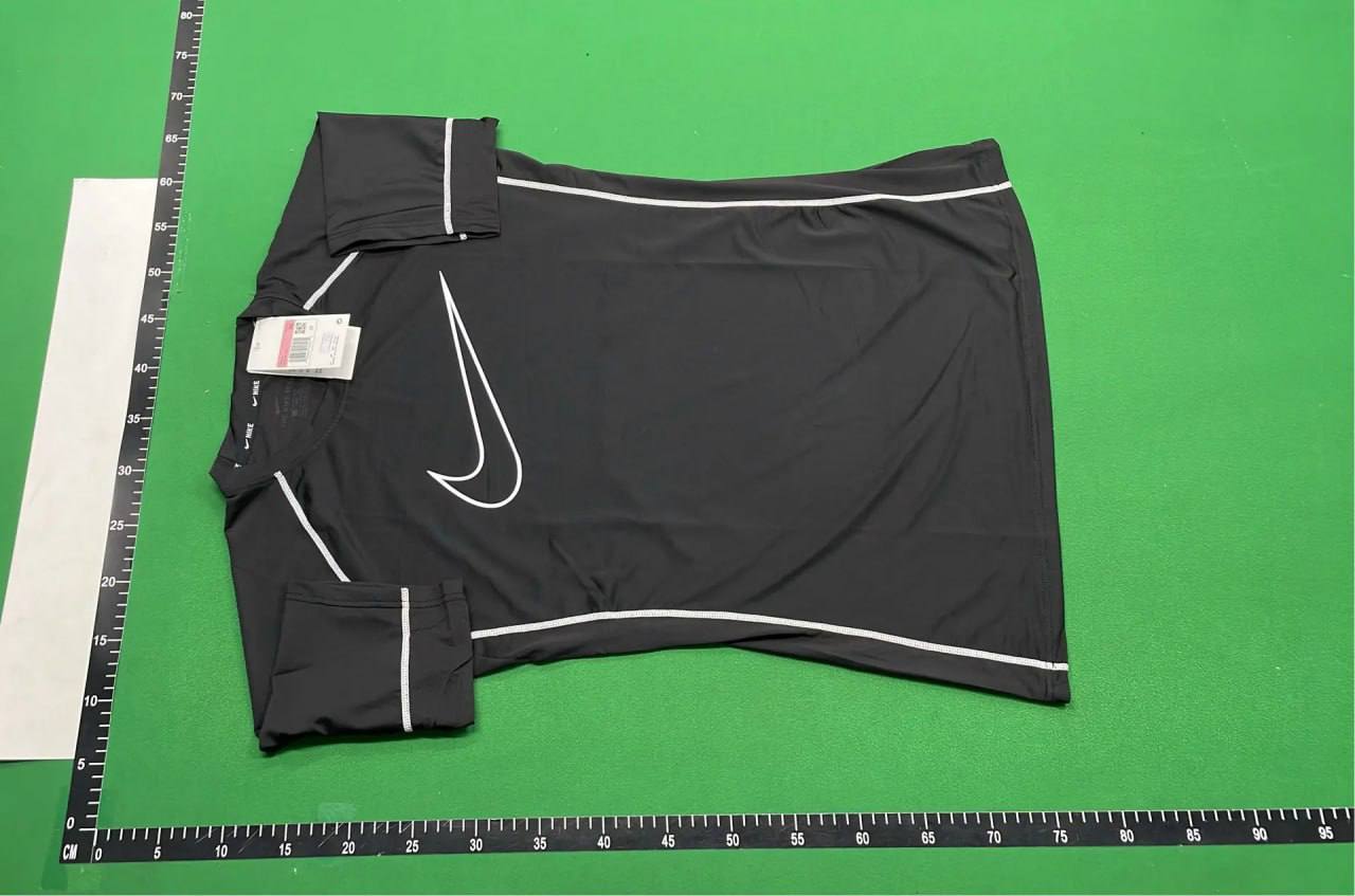  Nike T-shirts  - 2