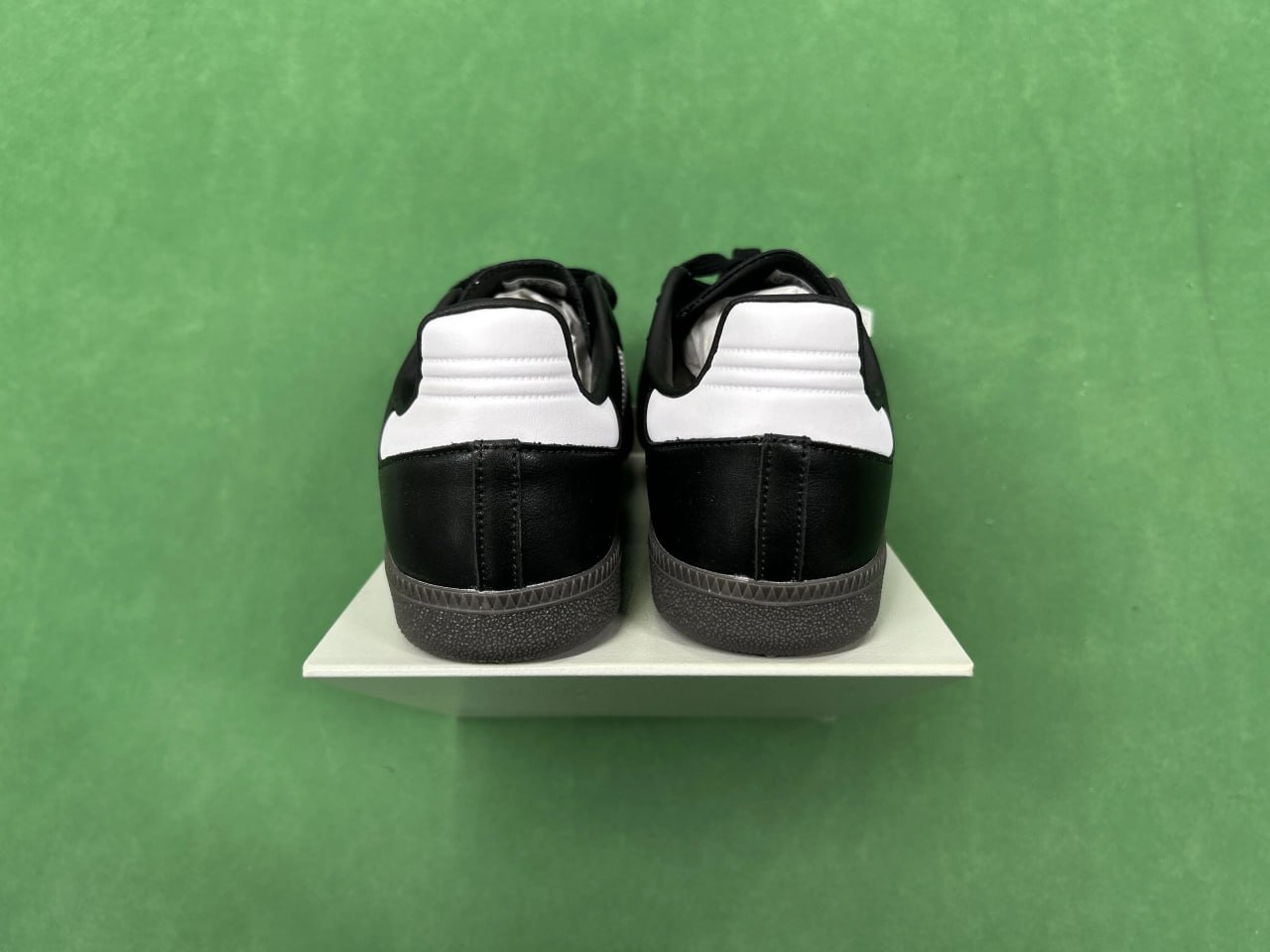 Adidas Original Samba OG - 4