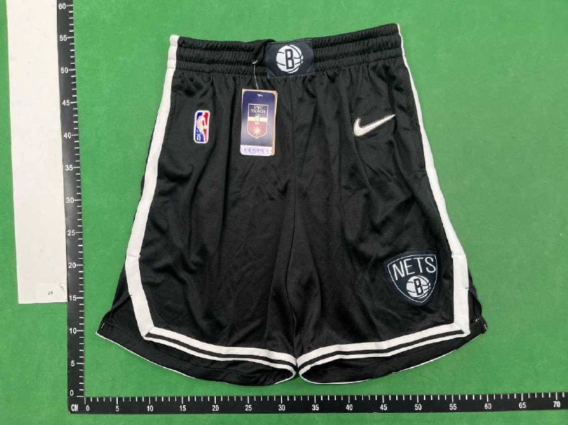 Basketball shorts  (40 CP) - 4