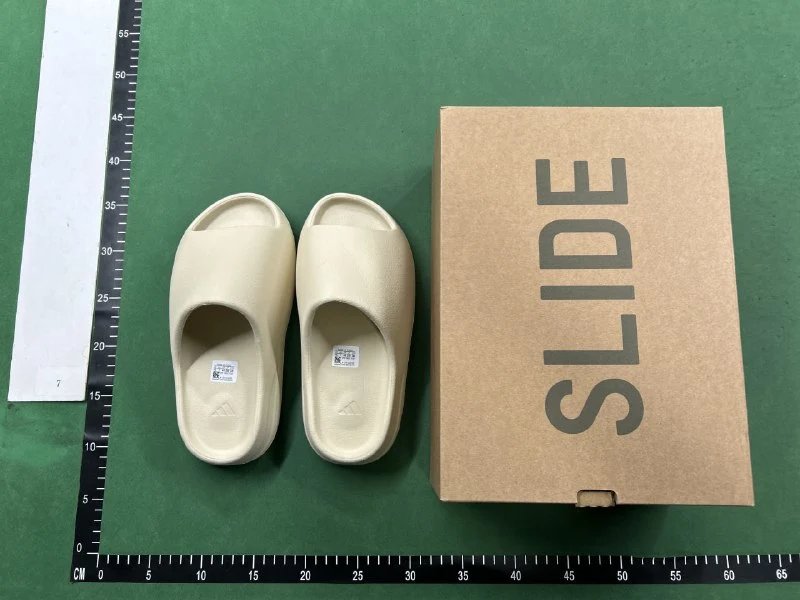 YEEZY Slippers ( 10 + styles) - 2