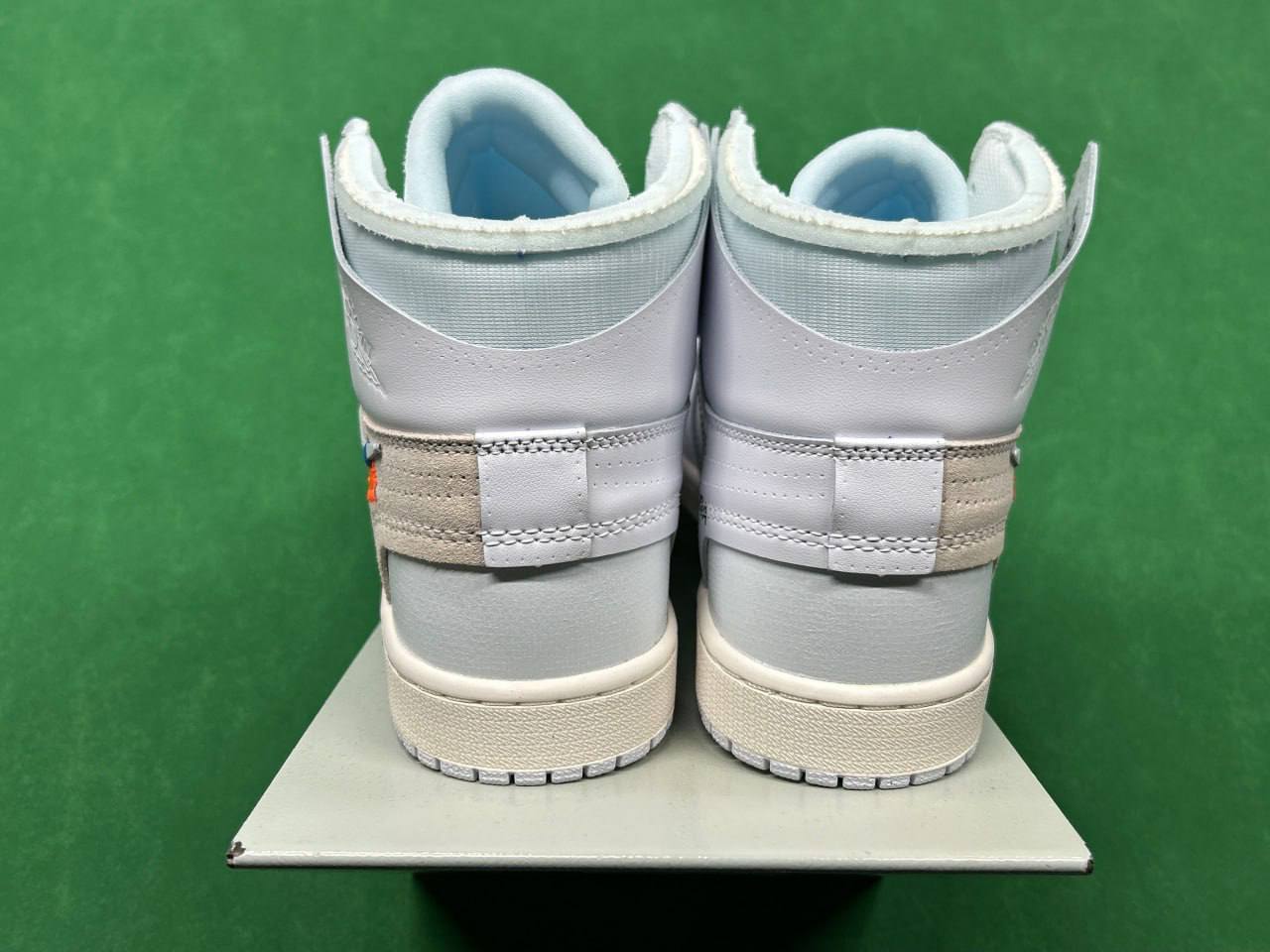 OFF-WHITE x Jordan Air Jordan 1 High The Ten Chicago - 5