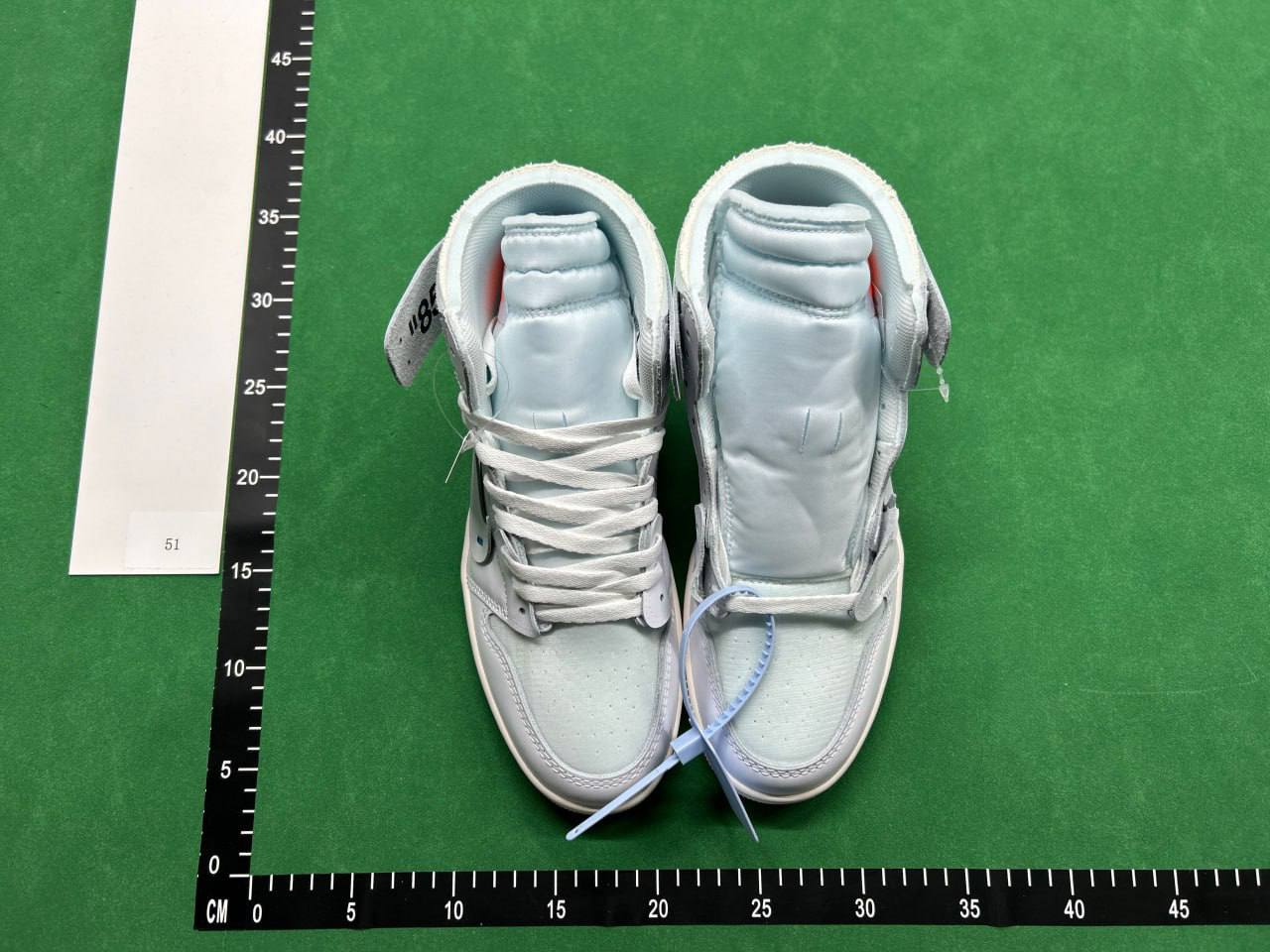 OFF-WHITE x Jordan Air Jordan 1 High The Ten Chicago - 4