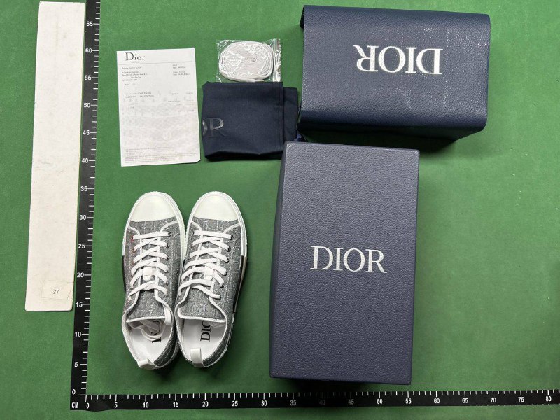 Dior B23 - 2