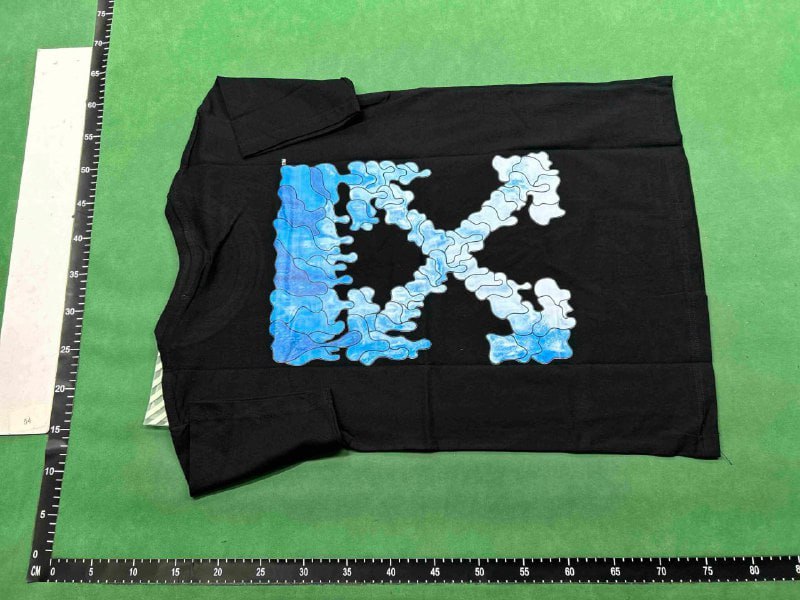 Off white T-shirt  (36 CP) - 4