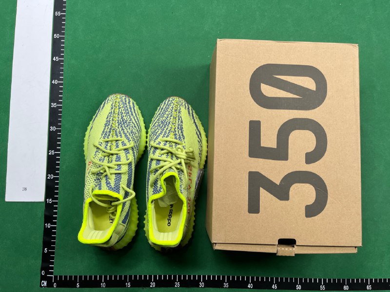 GD-YEEZY350